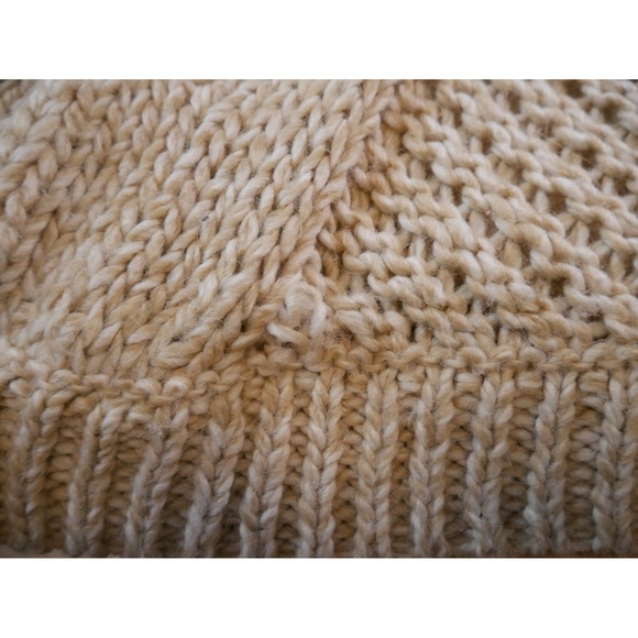 Eddie Bauer Women Beige Cable Knit Turtleneck Poncho Sweater Wool Blend ML - Picture 10 of 10